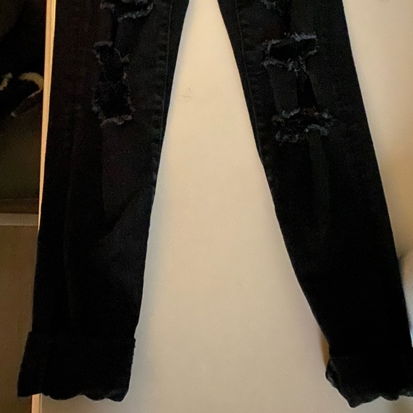 American Eagle Skinny Ripped Jeans - Picture 2 of 4